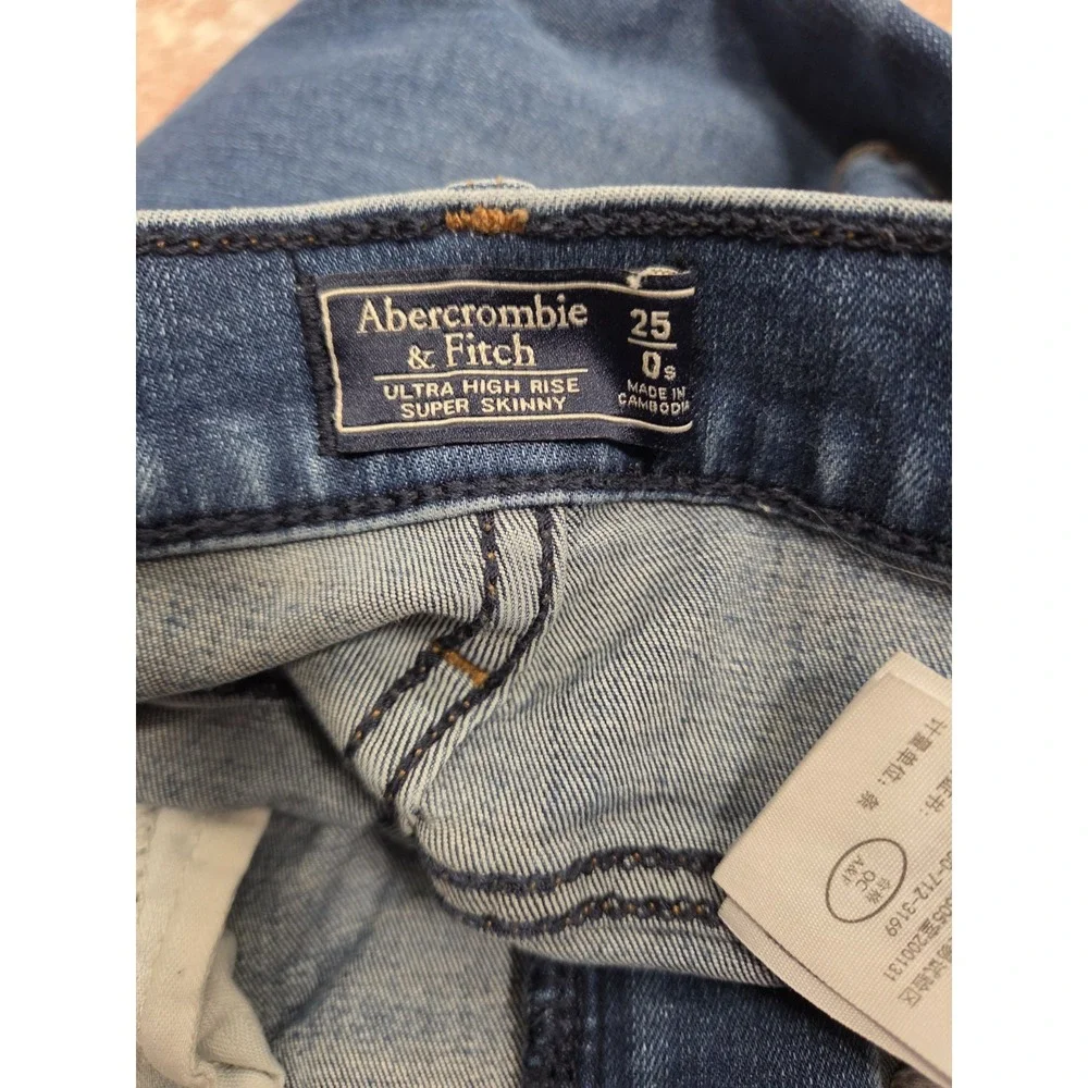 Abercrombie & Fitch Y2k‎ Ultra High Rise Super Skinny Size 25/0